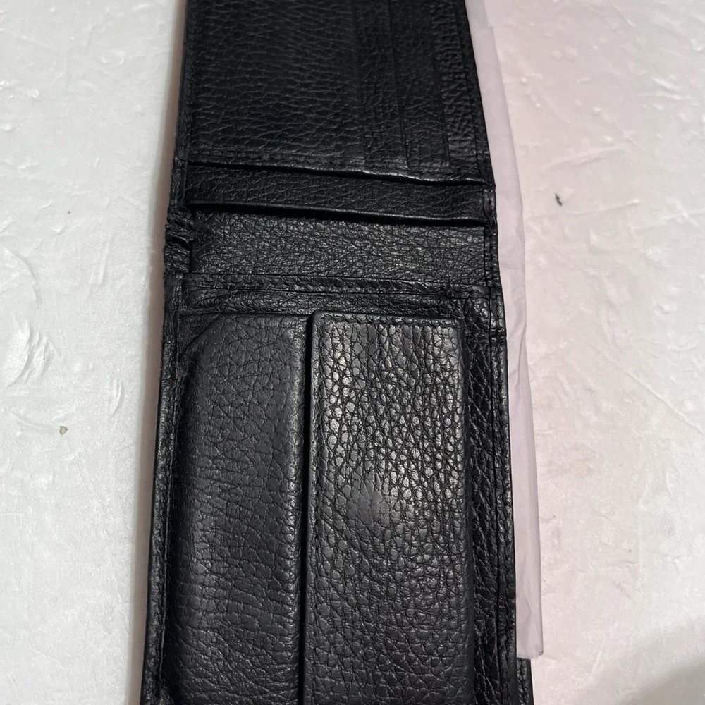 Gucci Men’s Wallet Pebble Leather Rehab